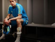 九游娱乐网页-冲破高海拔风暴，广厦队强势攻克丹佛，福克斯化身破局之钥