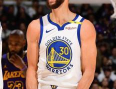 九游中国-勇士队力克湖人队，晋级总决赛