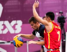 九游娱乐首页-西藏男篮连续两战失利，士气受挫