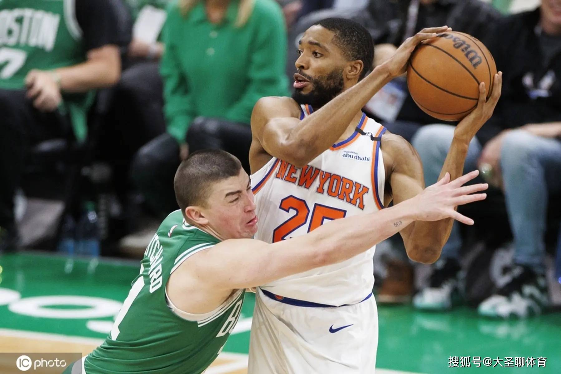 9you娱乐-关于小牛狂胜马刺：唐斯表现亮眼率队取得大胜彻底压制对手的信息