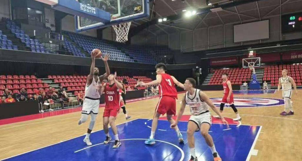 九游游戏-四川男篮拼尽全力,惜败对手遗憾出局