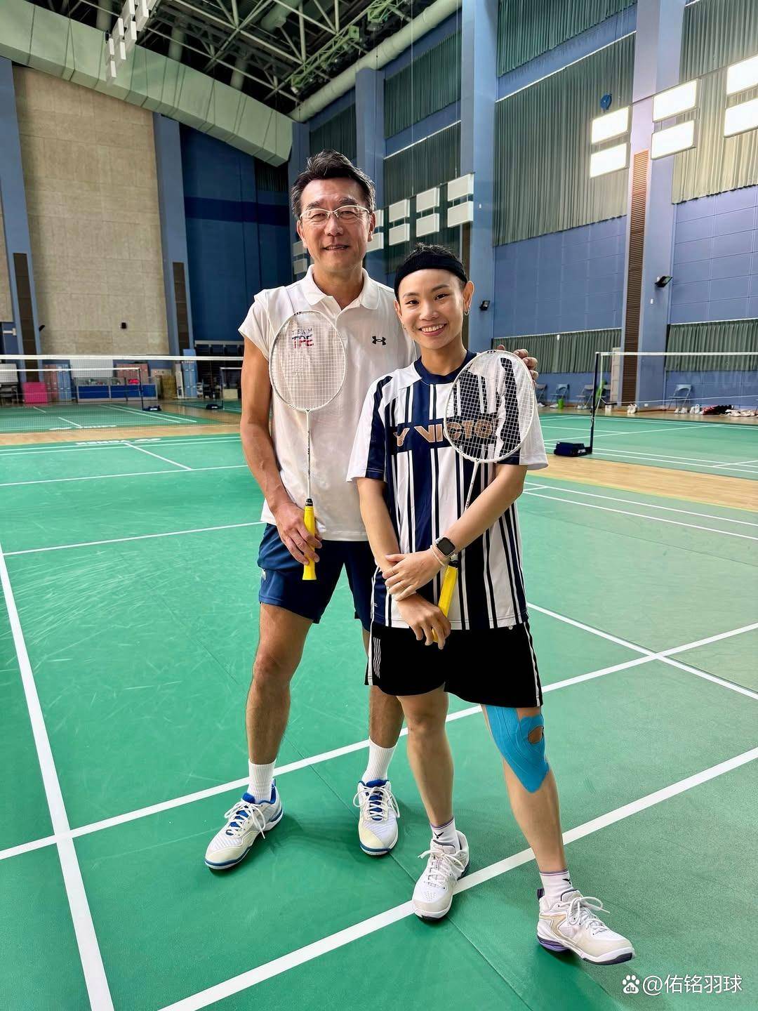 九游官网-包含中国羽毛球队轻取英格兰羽毛球队,戴资颖高光表现的词条