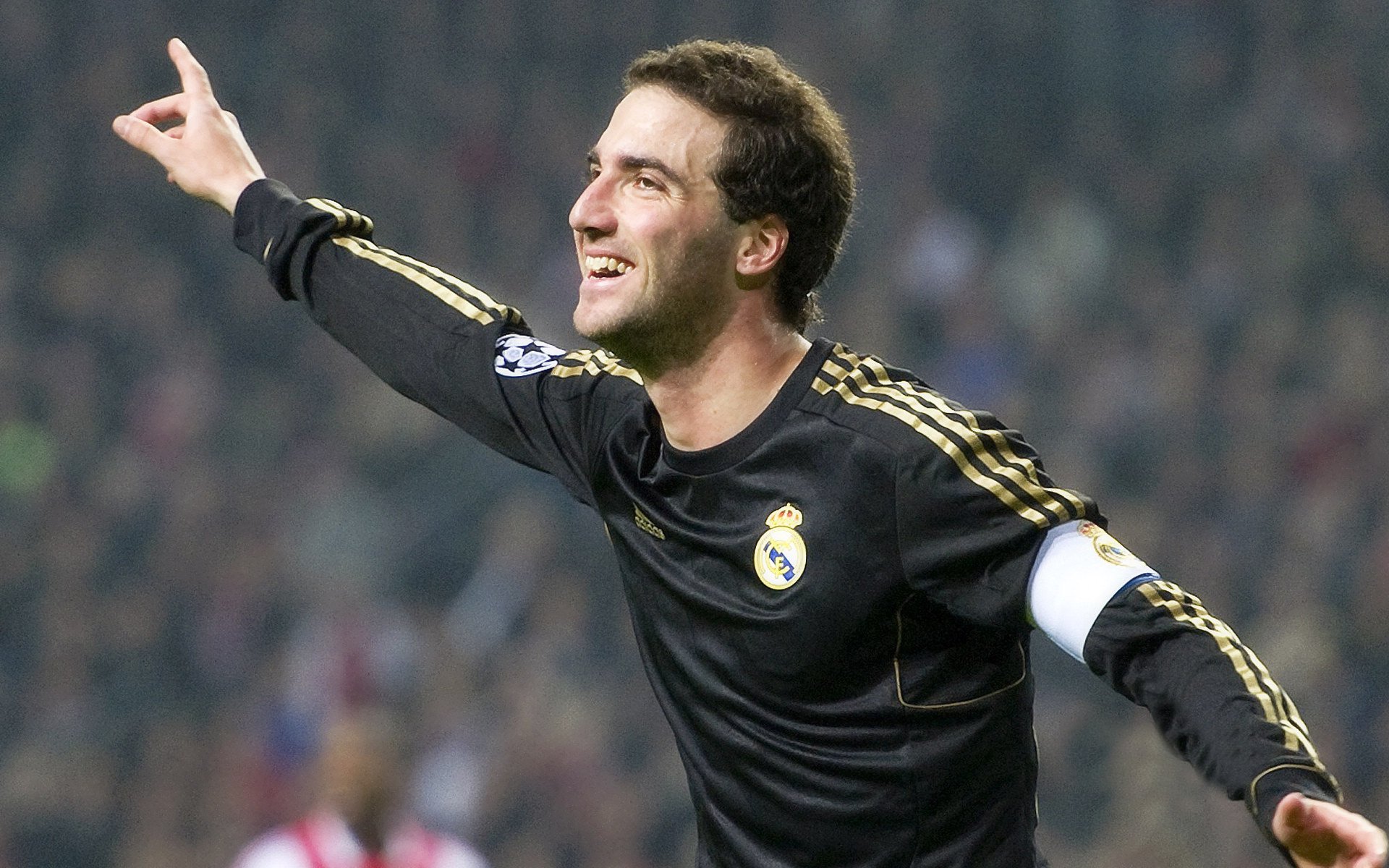 九游官网-诺坎普阴影,一场俱乐部碾压如何点燃奥运关键战的复仇之火